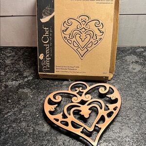 Pampered Chef Copper Heart Trivet - Copper Tone